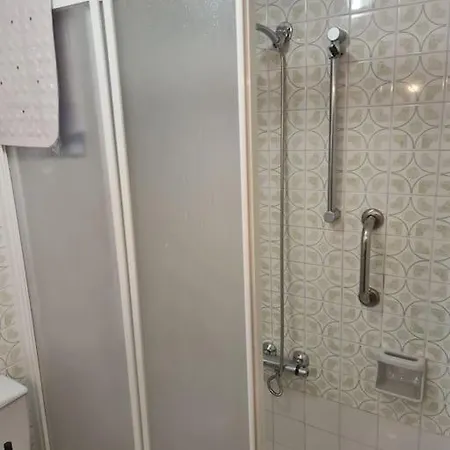 Perforaciones Y Rozas Fernandez Suarez Sl Apartment *